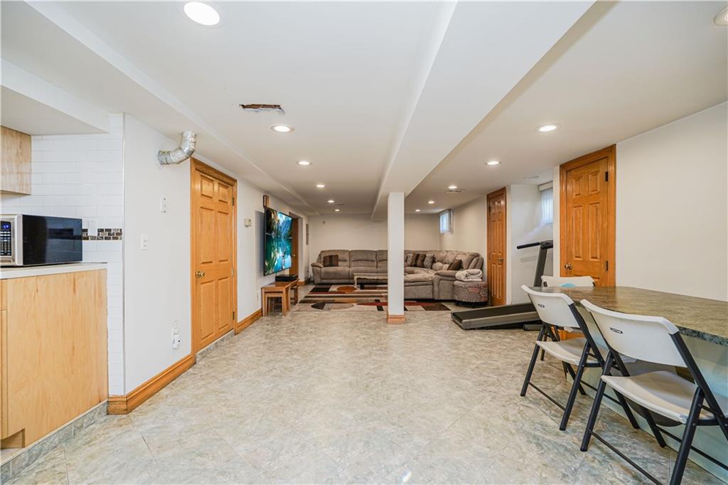 86 Fremont Avenue Grant City Staten Island NY 10306