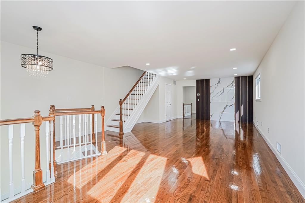 110 LEWISTON Street New Springville Staten Island NY 10314