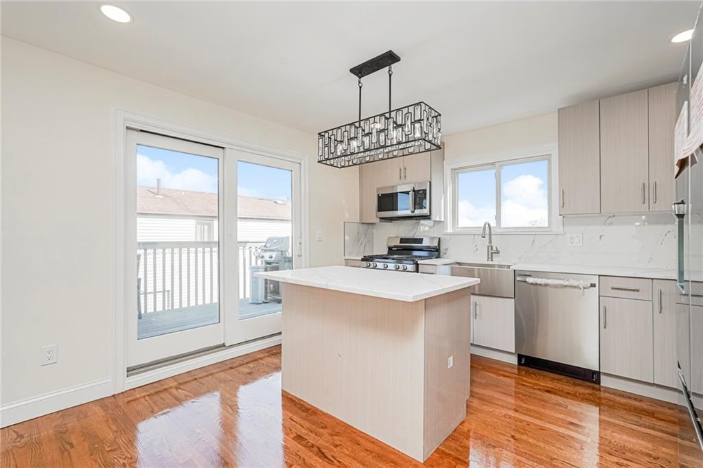 110 LEWISTON Street New Springville Staten Island NY 10314