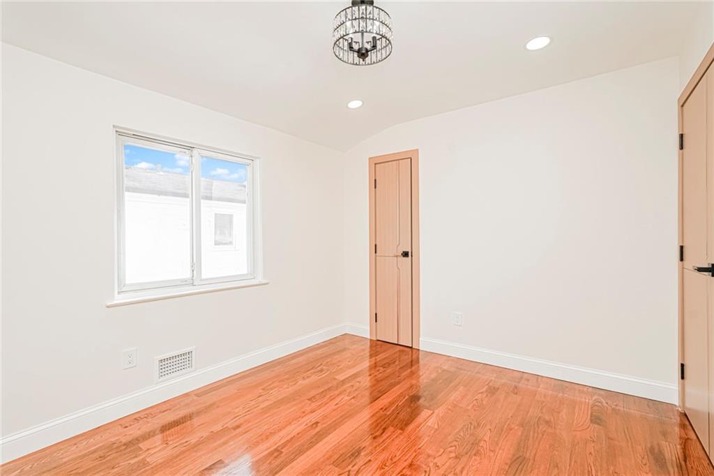 110 LEWISTON Street New Springville Staten Island NY 10314