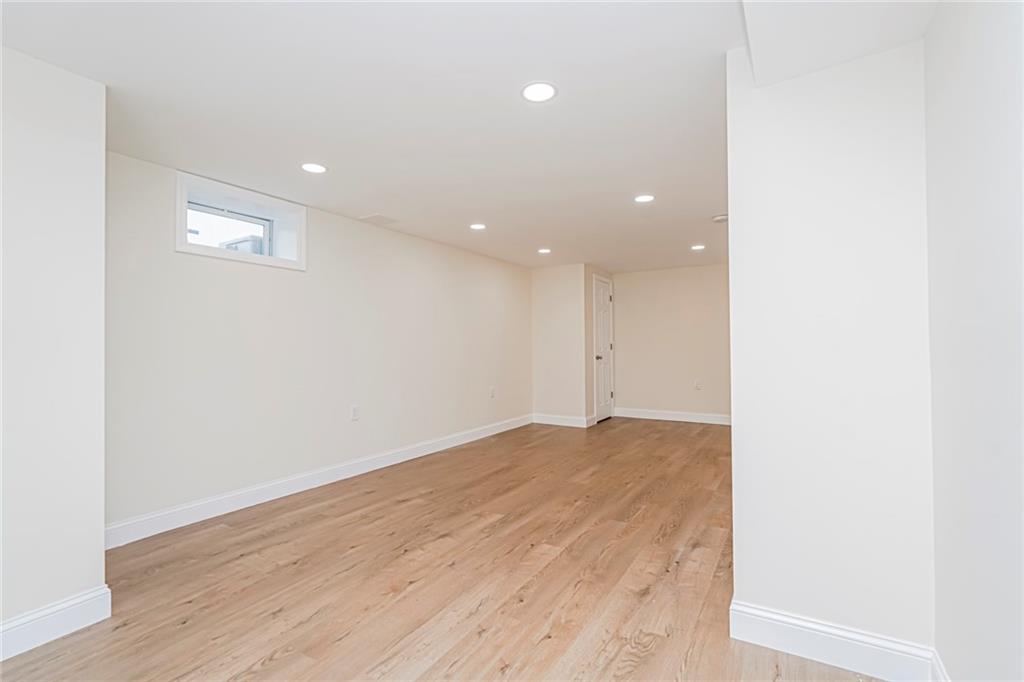110 LEWISTON Street New Springville Staten Island NY 10314