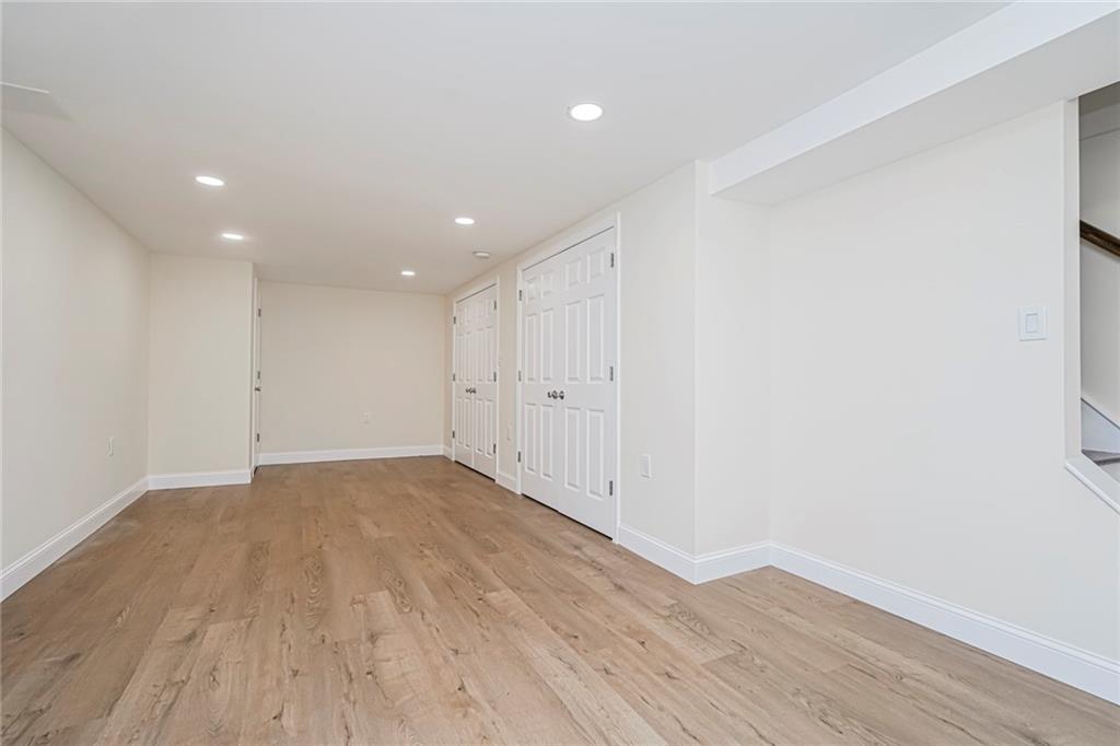 110 LEWISTON Street New Springville Staten Island NY 10314