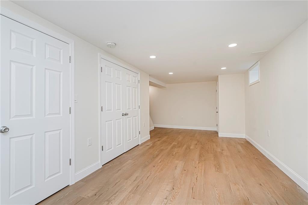 110 LEWISTON Street New Springville Staten Island NY 10314