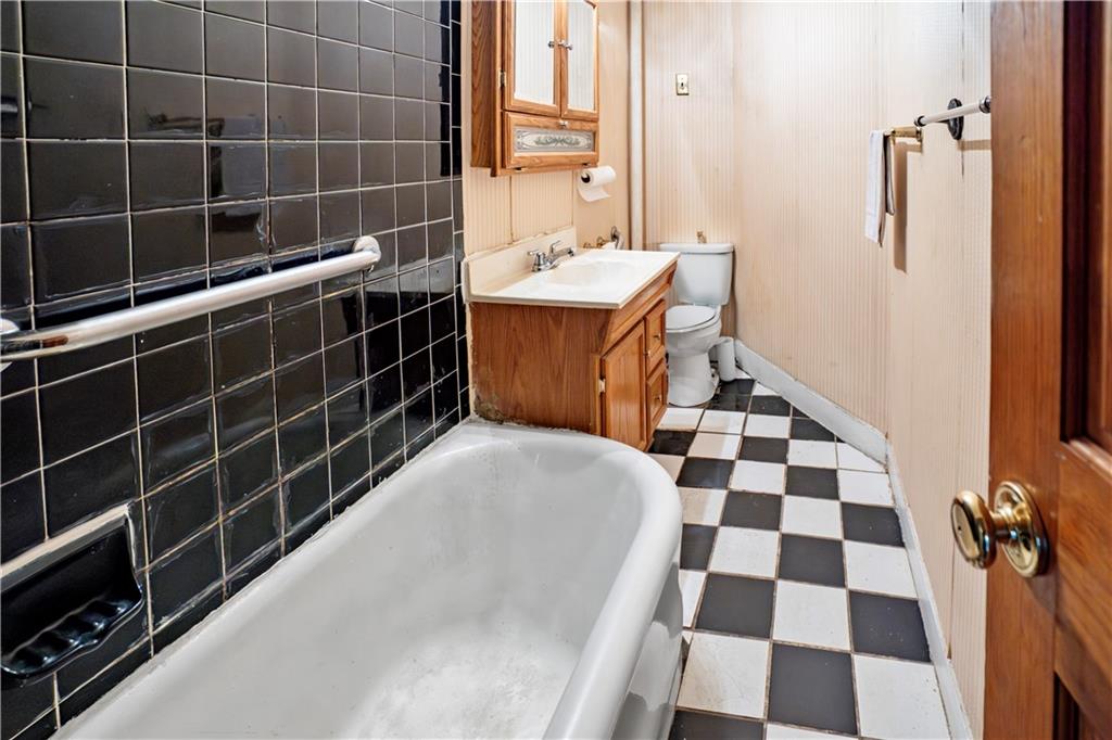 596 Hancock Street Bedford Stuyvesant Brooklyn NY 11233
