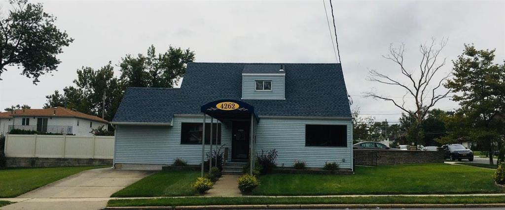 4262 Richmond Avenue Eltingville Staten Island NY 10312