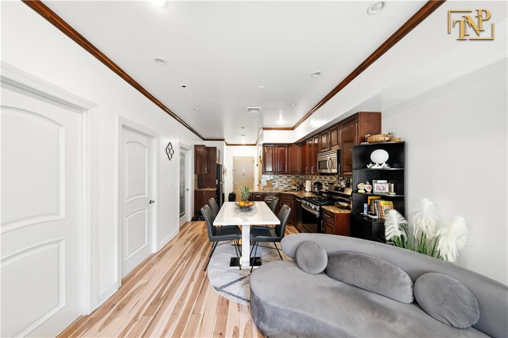 2569 38th Street Astoria Astoria NY 11103