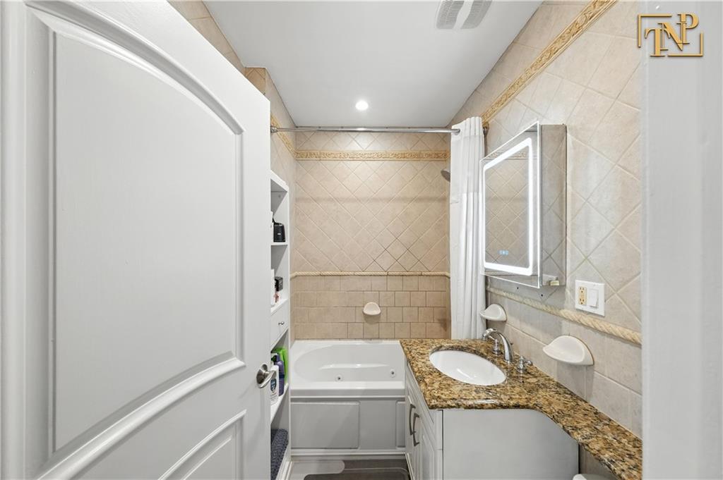 2569 38th Street Astoria Astoria NY 11103
