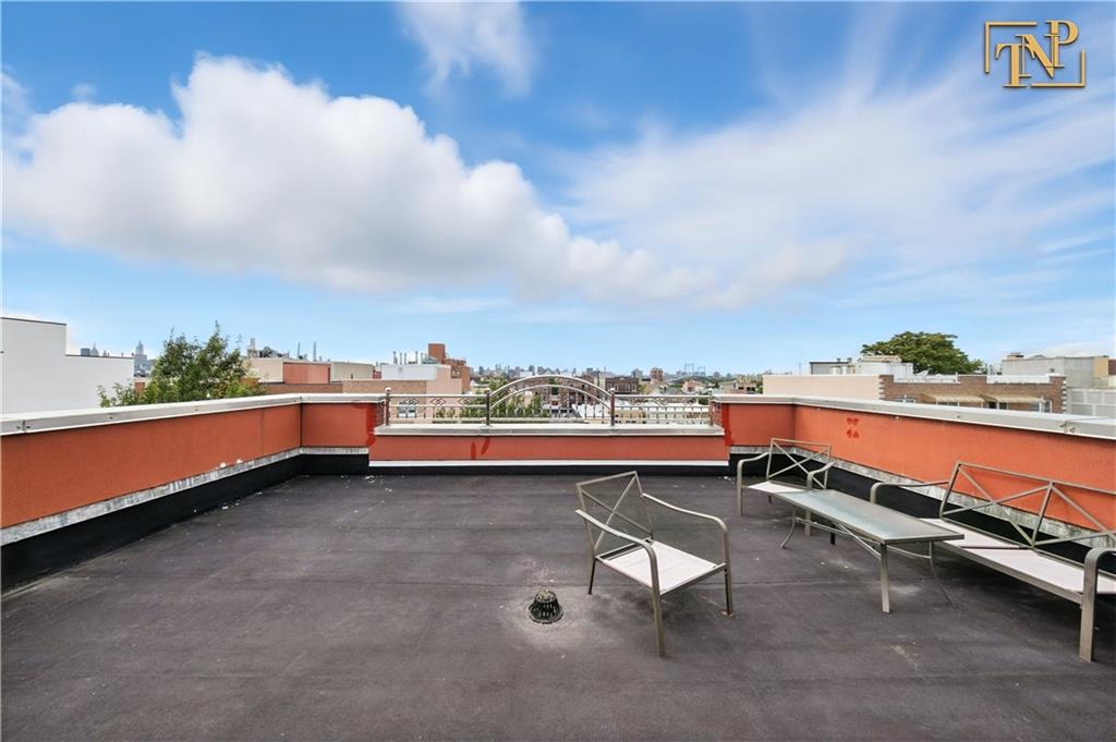 2569 38th Street Astoria Astoria NY 11103