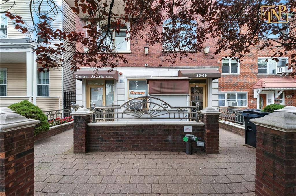 2569 38th Street Astoria Astoria NY 11103