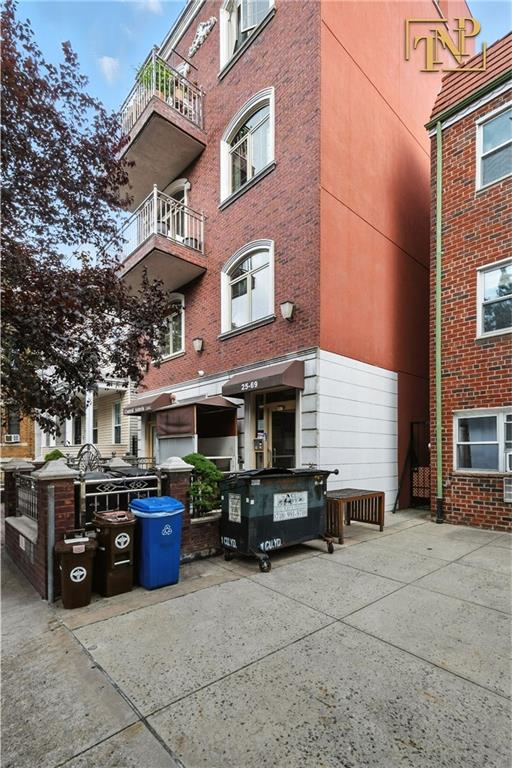 2569 38th Street Astoria Astoria NY 11103