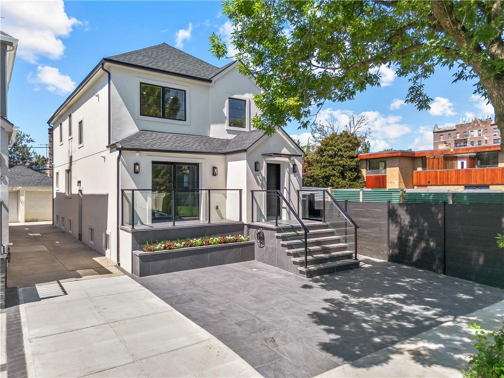 132 Girard Street Manhattan Beach Brooklyn NY 11235