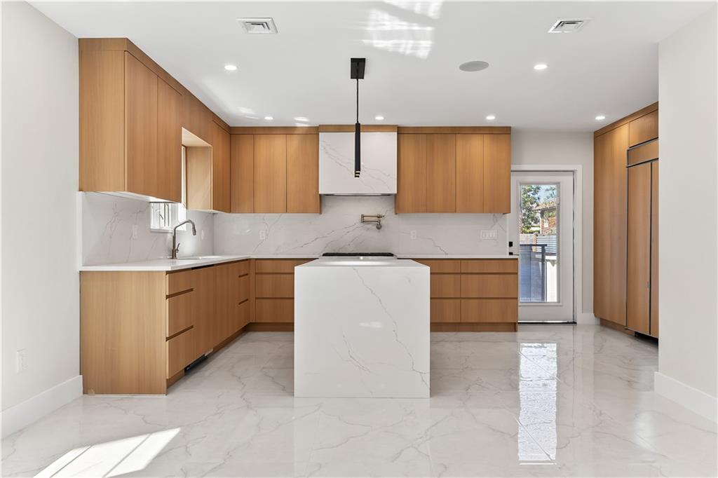 132 Girard Street Manhattan Beach Brooklyn NY 11235