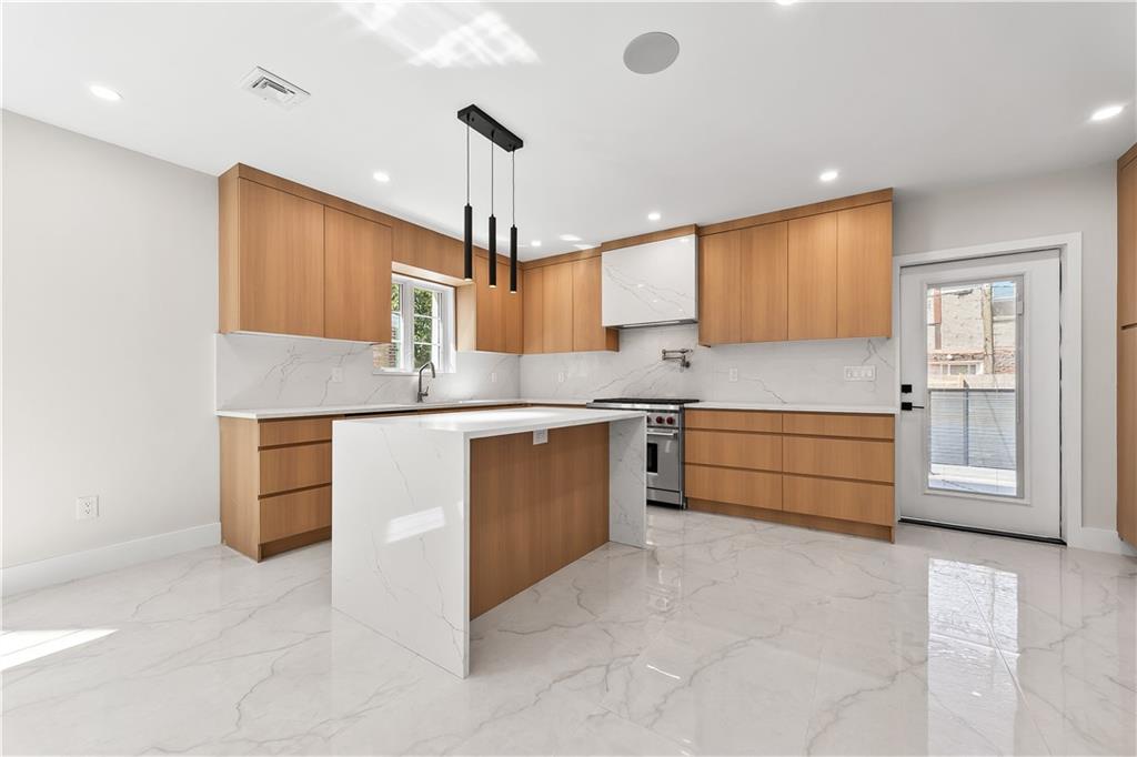 132 Girard Street Manhattan Beach Brooklyn NY 11235