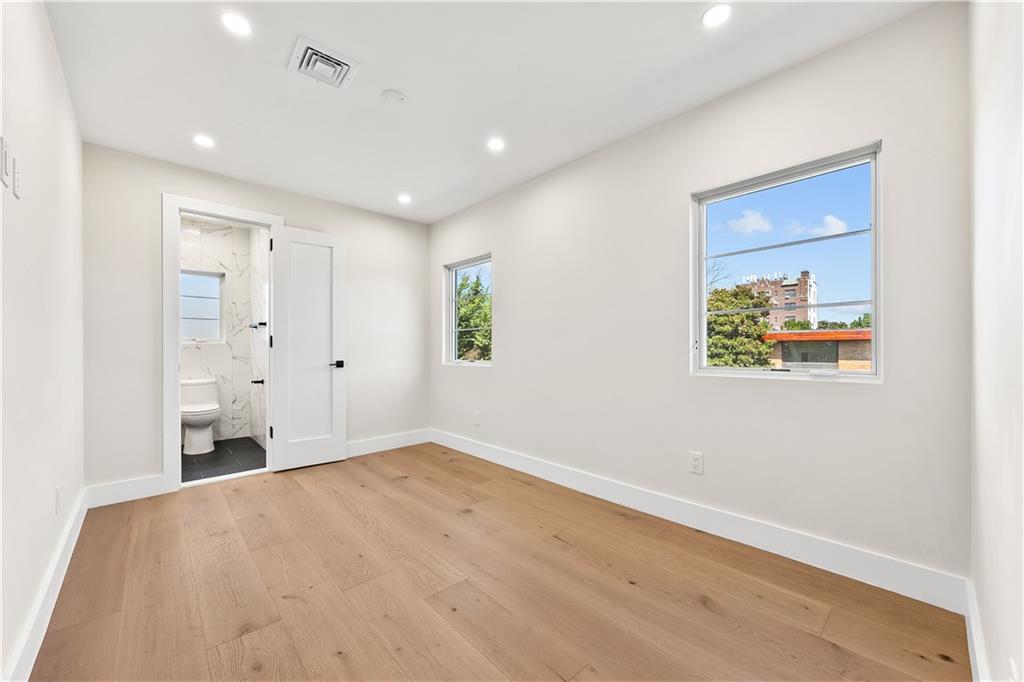 132 Girard Street Manhattan Beach Brooklyn NY 11235