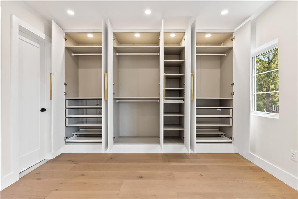132 Girard Street Manhattan Beach Brooklyn NY 11235