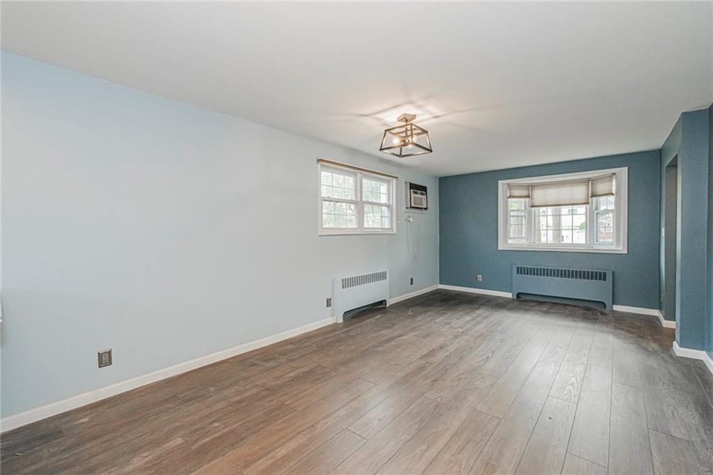523 Woolley Avenue Castleton Corners Staten Island NY 10314