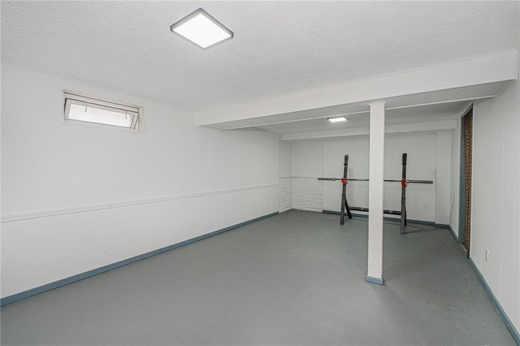 523 Woolley Avenue Castleton Corners Staten Island NY 10314
