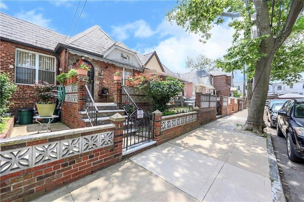 6623 Wallaston Court Bensonhurst Brooklyn NY 11204