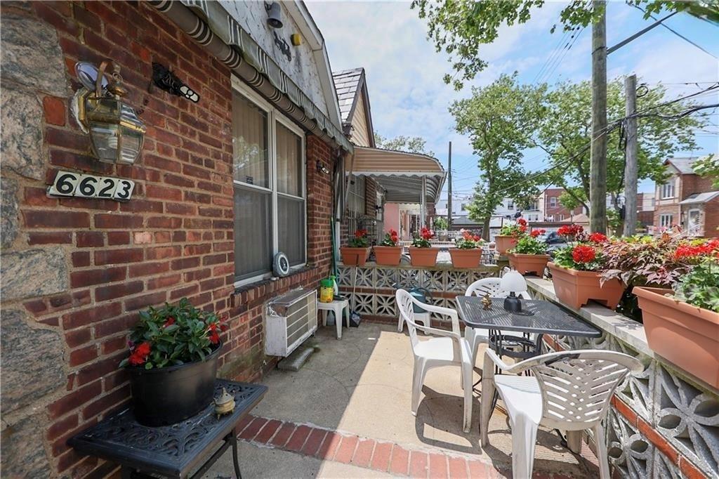 6623 Wallaston Court Bensonhurst Brooklyn NY 11204