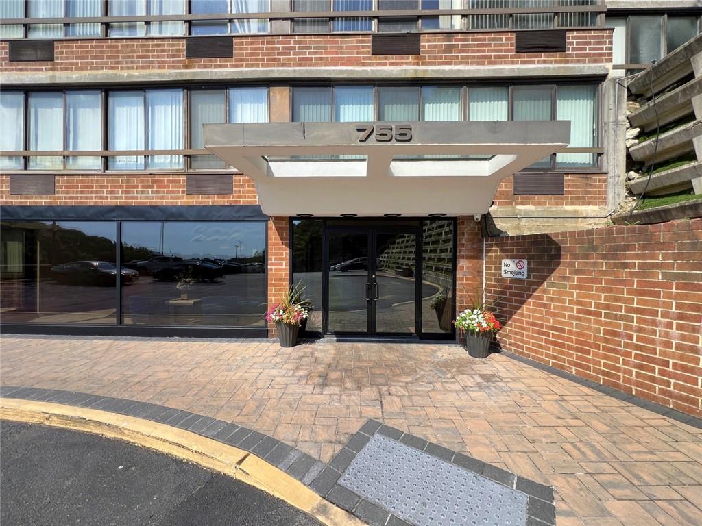 755 Narrows Road Grymes Hill Staten Island NY 10304