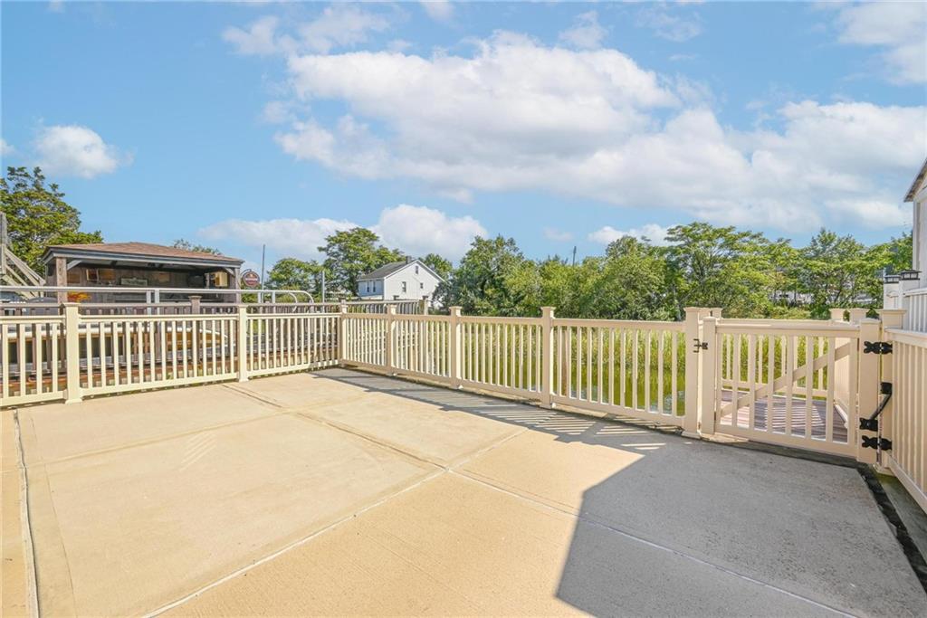 20 West 18th Road Broad Channel Broad Channel NY 11693