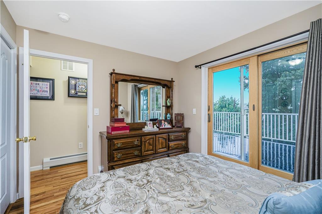 762 Seaview Avenue Midland Beach Staten Island NY 10305