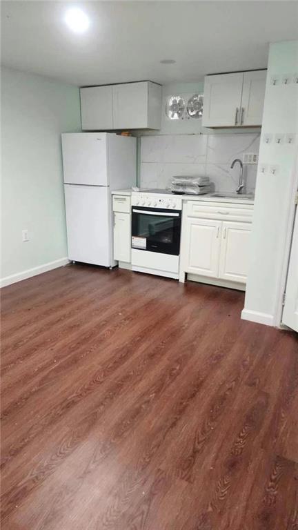 48-27 213rd Street Bayside Bayside NY 11364