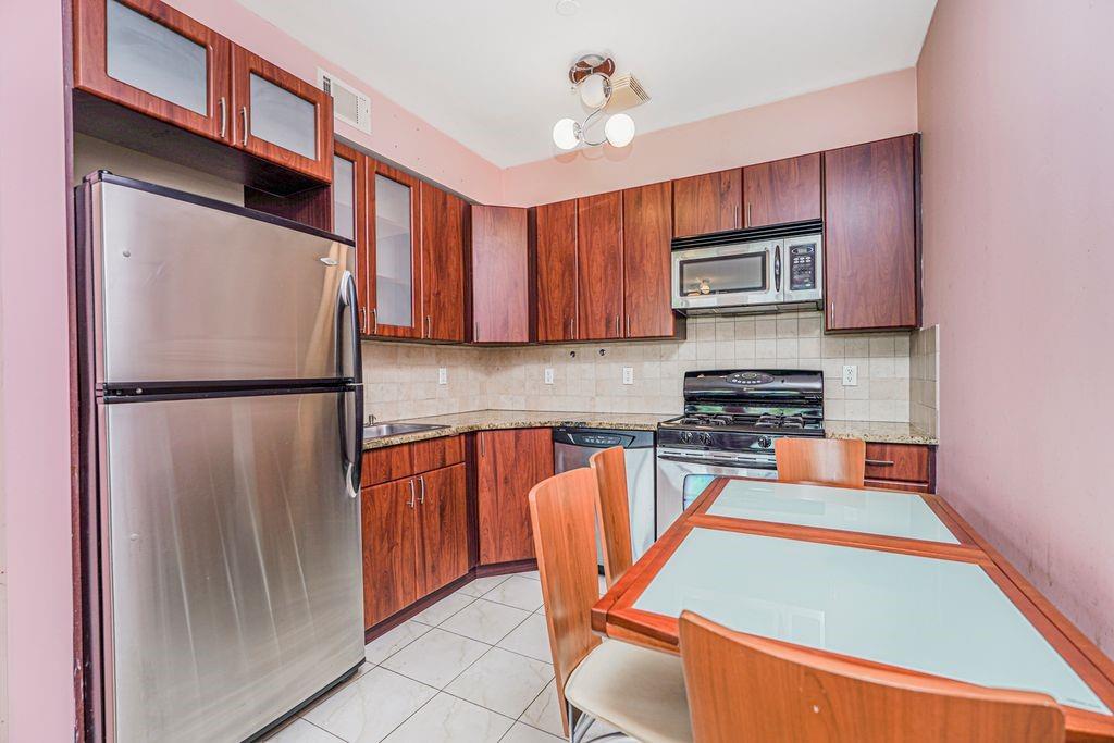 3034 Brighton 1St Street Brighton Beach Brooklyn NY 11235