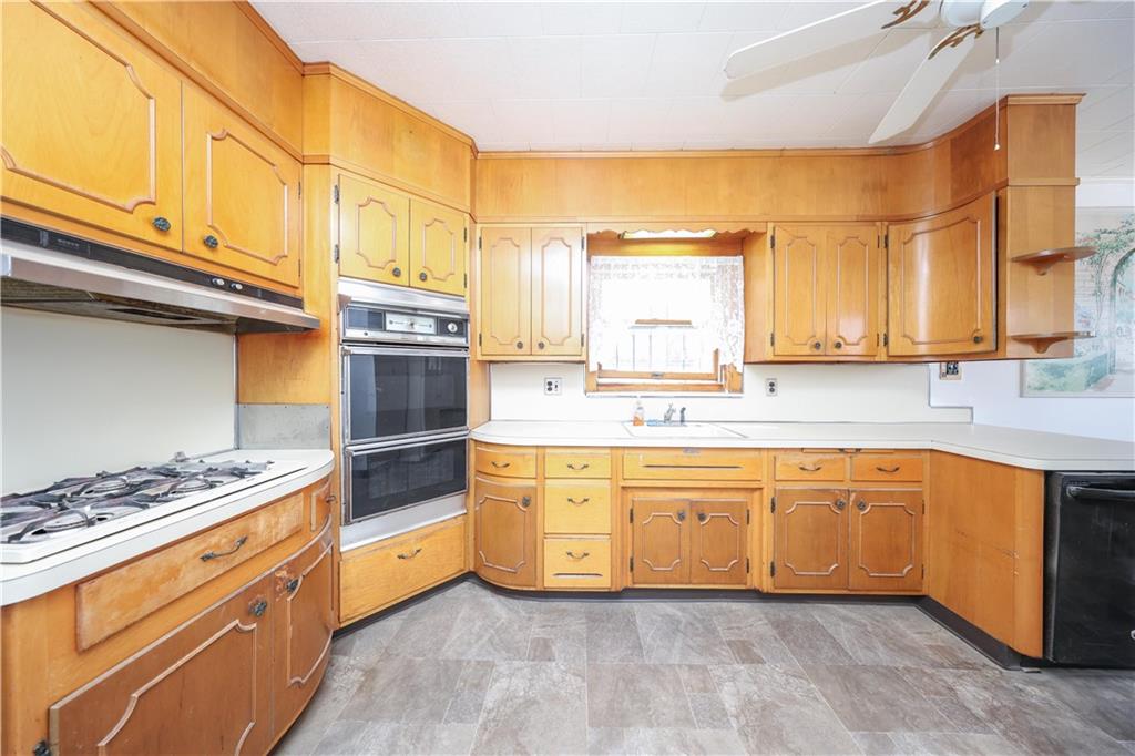 8116 11th Avenue Dyker Heights Brooklyn NY 11228