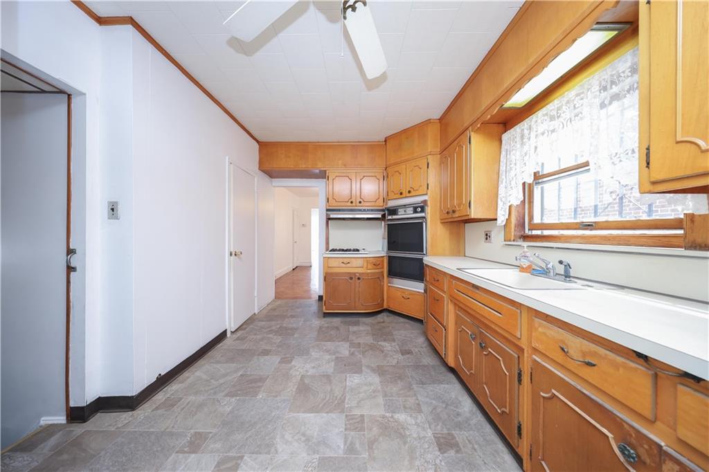 8116 11th Avenue Dyker Heights Brooklyn NY 11228