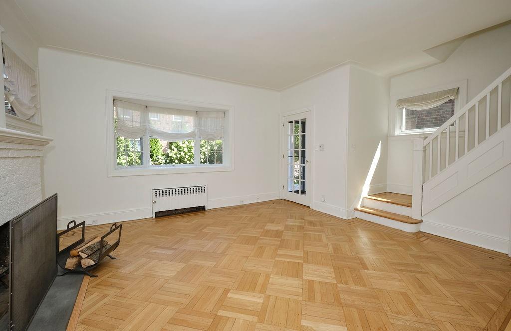 16 Colonial Gardens Bay Ridge Brooklyn NY 11209