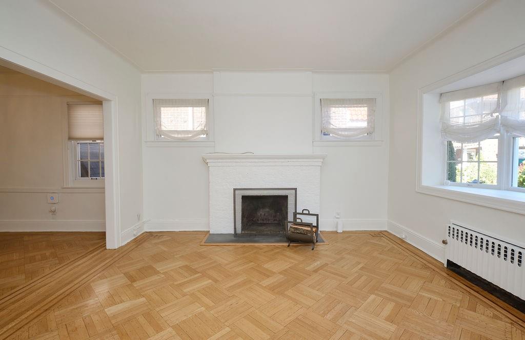 16 Colonial Gardens Bay Ridge Brooklyn NY 11209