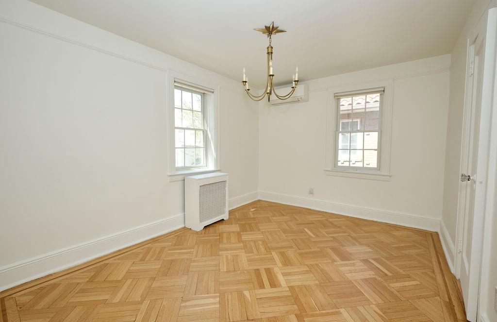 16 Colonial Gardens Bay Ridge Brooklyn NY 11209