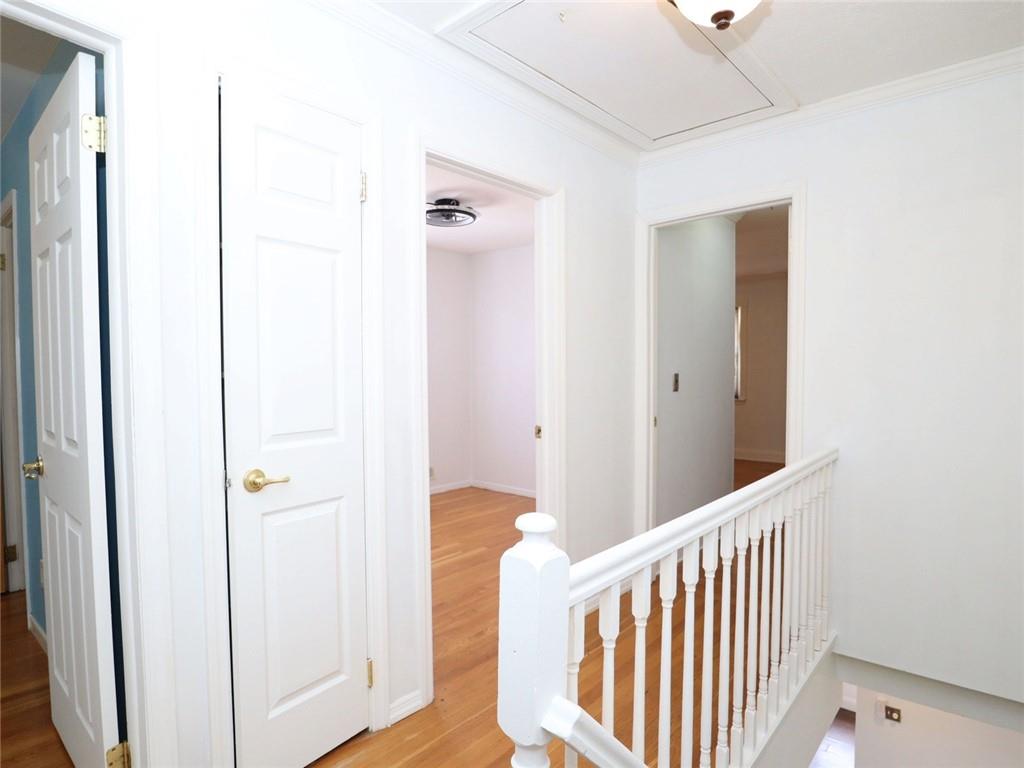 26 Roberts Drive Oakwood Staten Island NY 10306