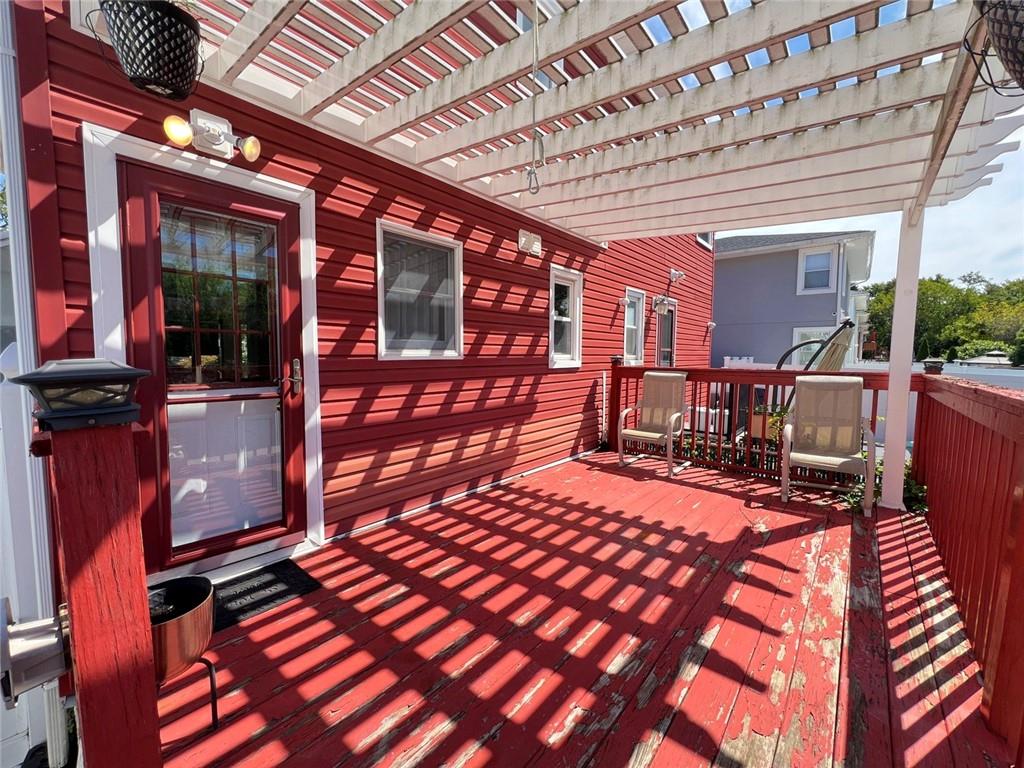 26 Roberts Drive Oakwood Staten Island NY 10306