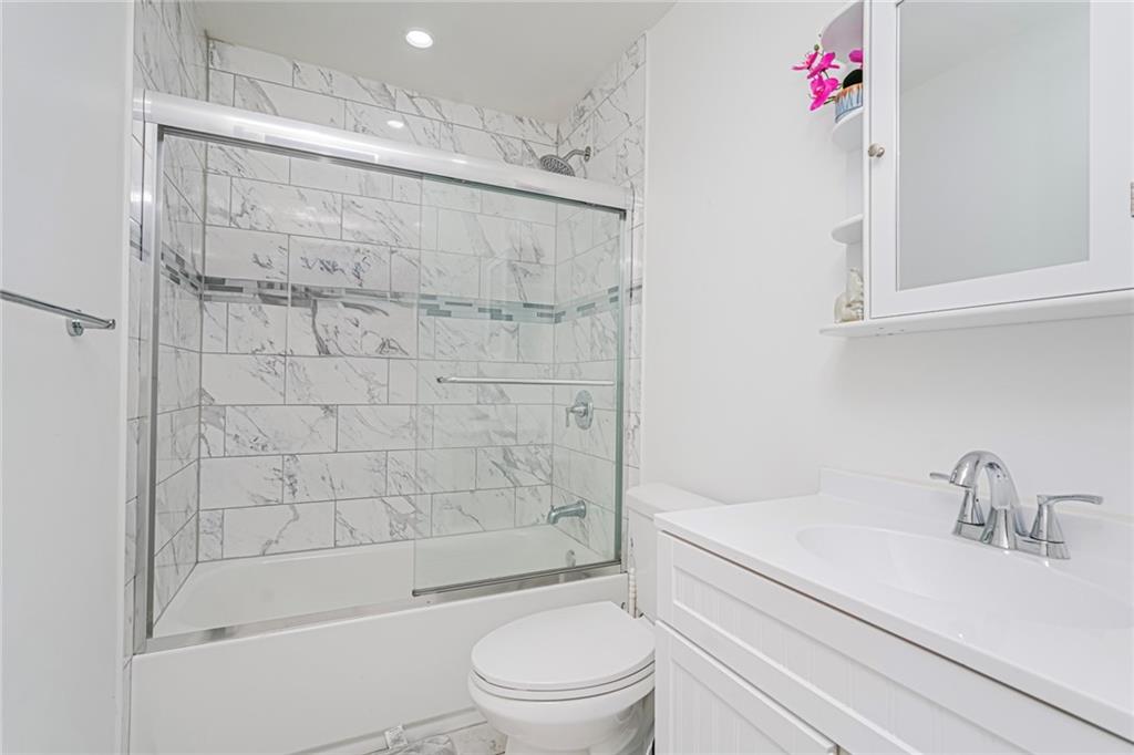 12 Doreen Drive Graniteville Staten Island NY 10303