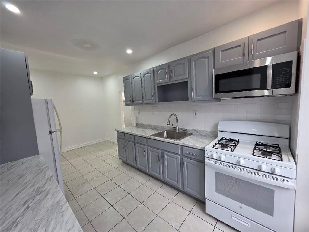 292 Grafton Street Brownsville Brooklyn NY 11212