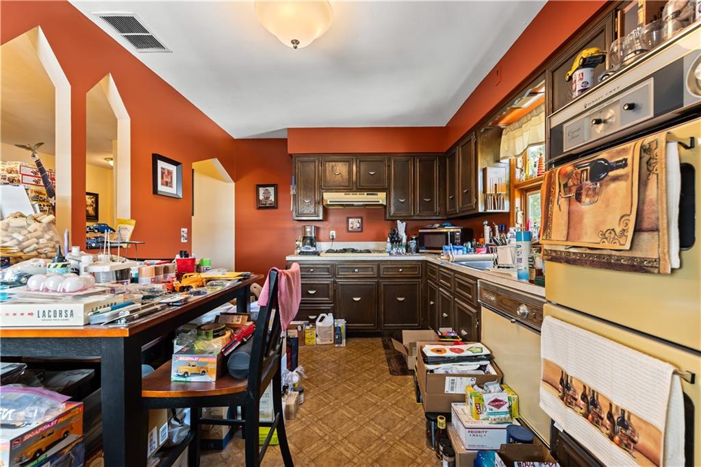 247 Hillcrest Street Eltingville Staten Island NY 10312