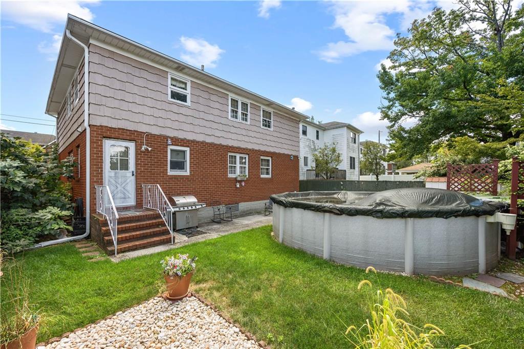 247 Hillcrest Street Eltingville Staten Island NY 10312