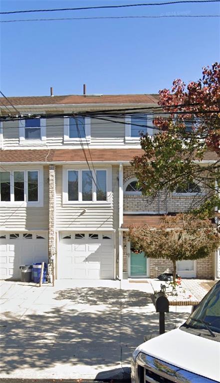 71 Eagan Avenue Annadale Staten Island NY 10312
