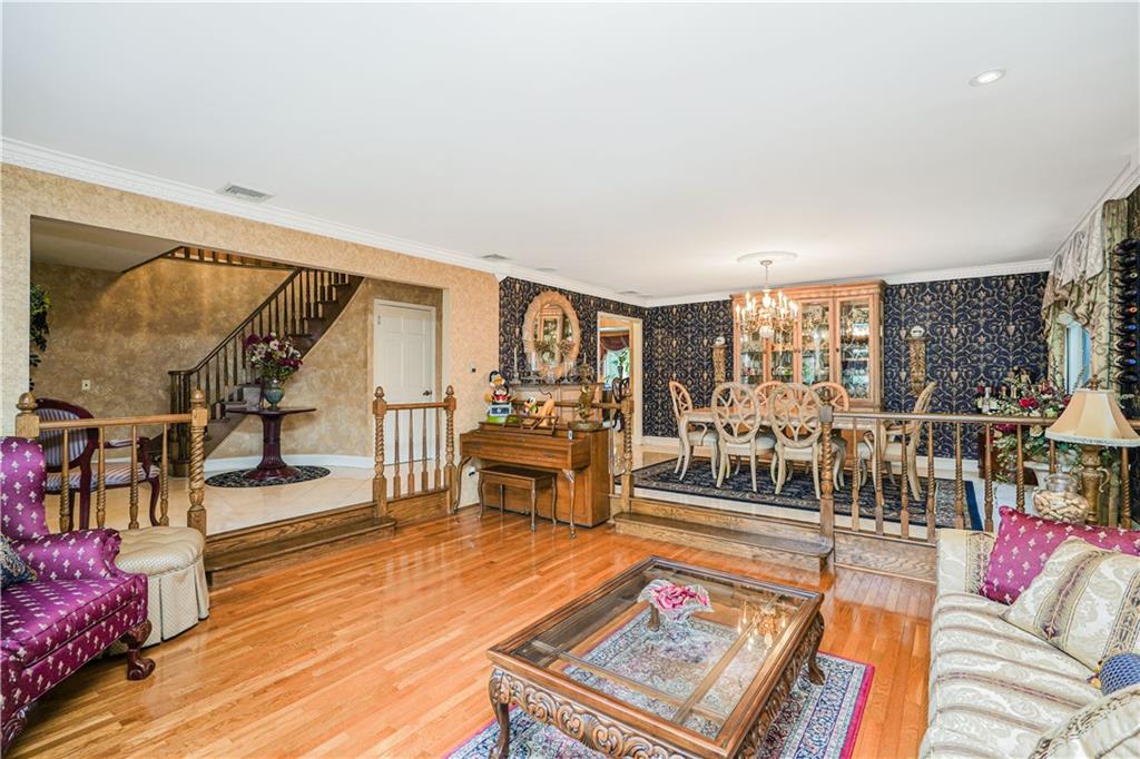 422 Harold Avenue Annadale Staten Island NY 10312