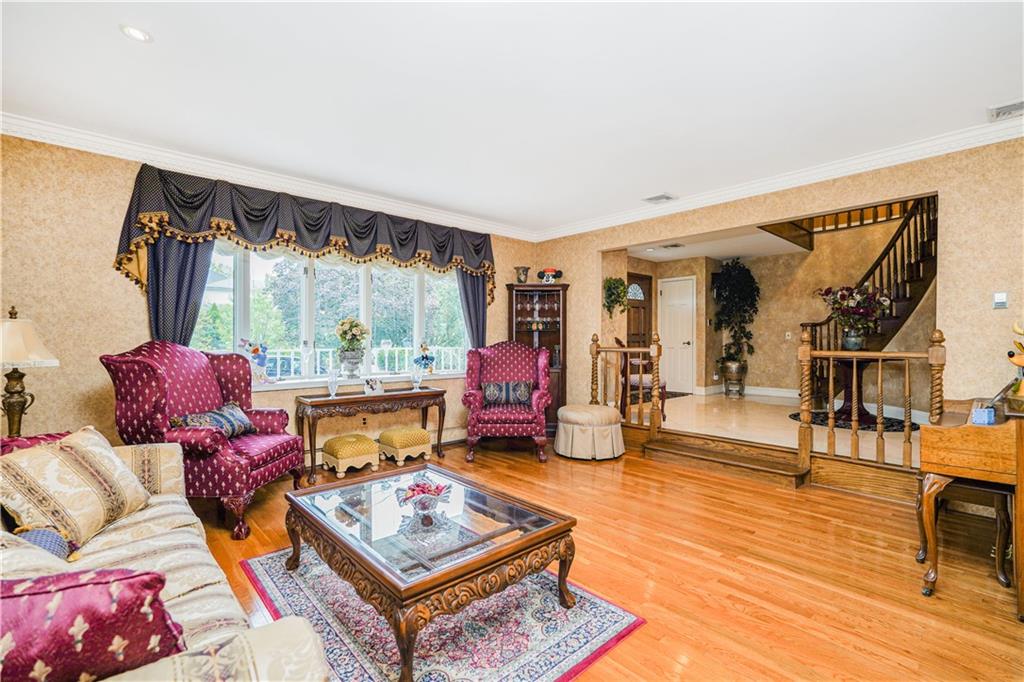 422 Harold Avenue Annadale Staten Island NY 10312