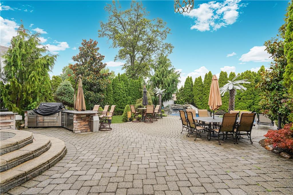 422 Harold Avenue Annadale Staten Island NY 10312