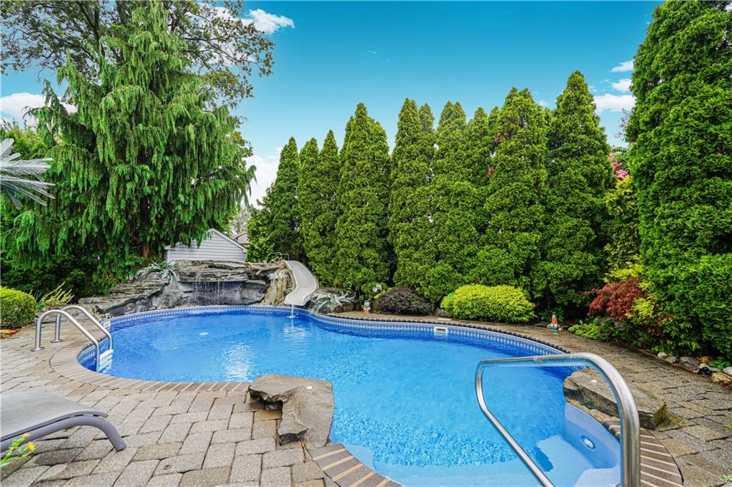 422 Harold Avenue Annadale Staten Island NY 10312