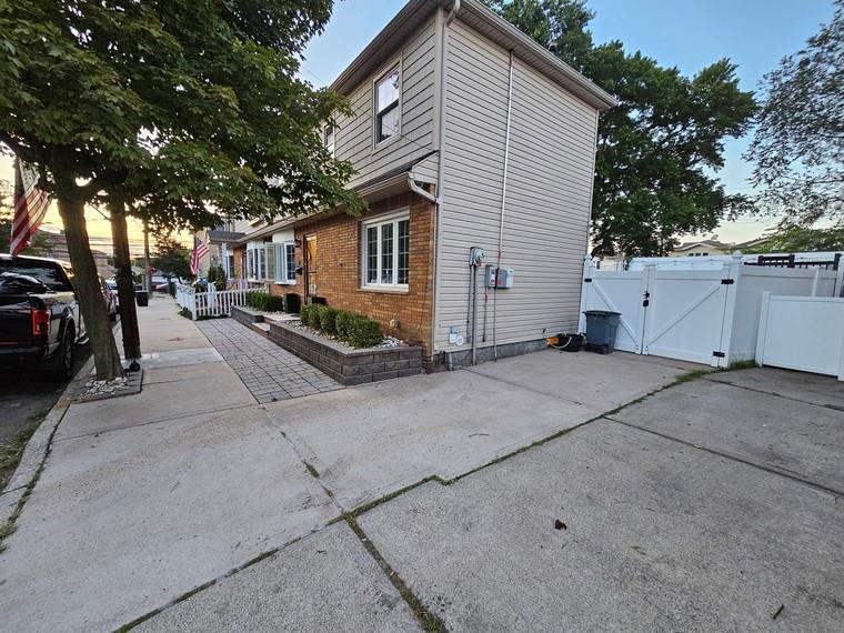 15 Church Avenue Travis Staten Island NY 10314