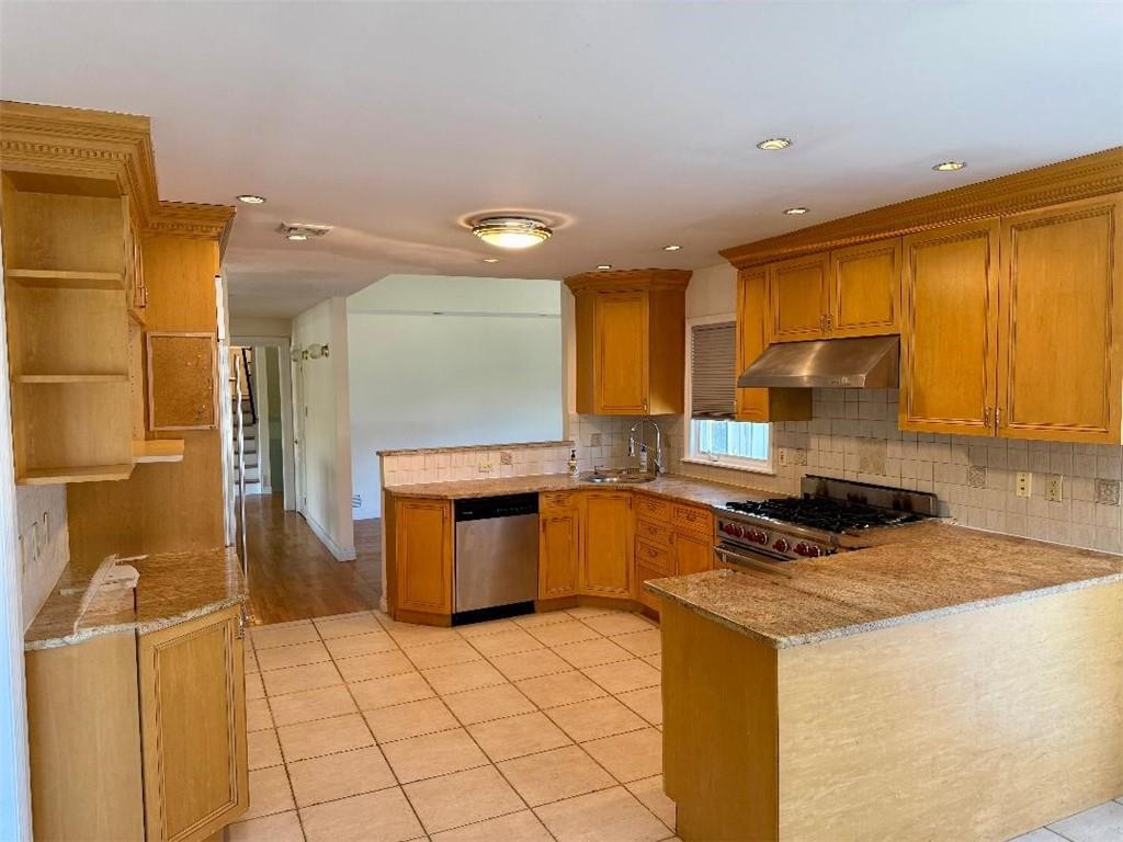 147-16 Rockaway Beach Boulevard Neponsit Queens NY 11694