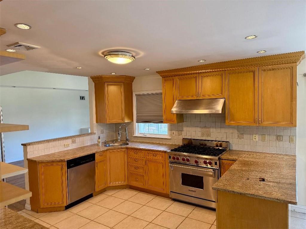 147-16 Rockaway Beach Boulevard Neponsit Queens NY 11694