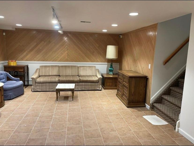 265 Barbara Street Richmond Town Brooklyn NY 10306