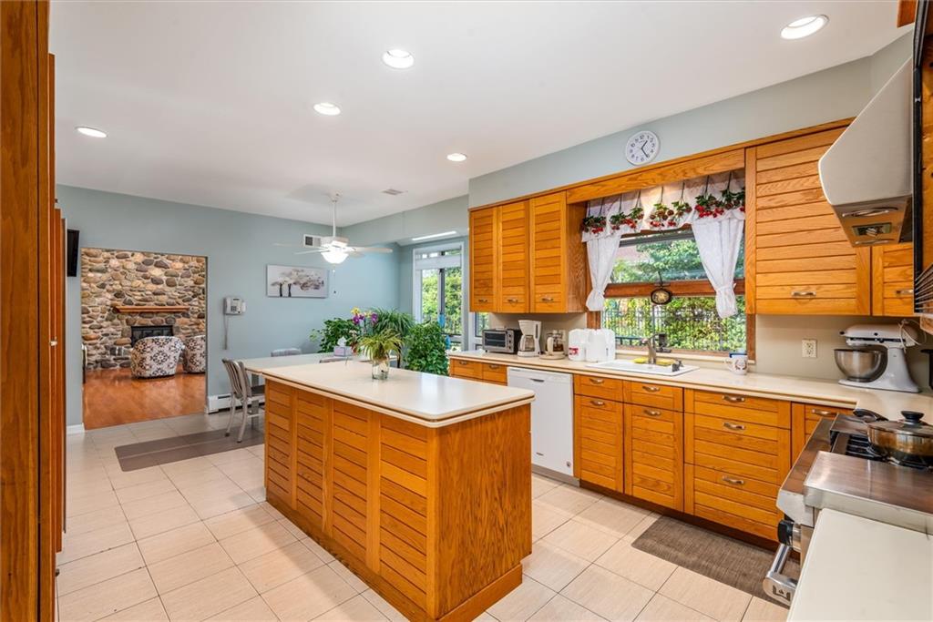 265 Barbara Street Richmond Town Staten Island NY 10306