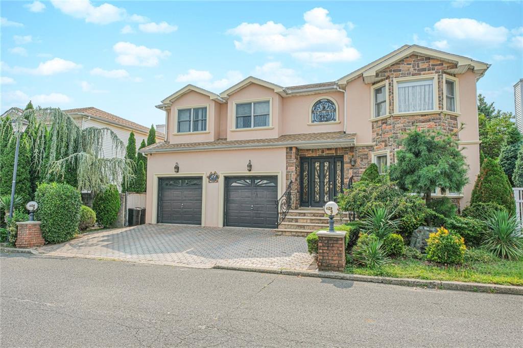 27 Honey Lane Tottenville Tottenville NY 10307